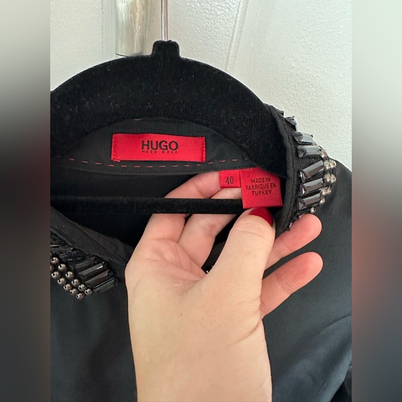 Hugo Boss Black Silk Blouse Size 40 US 8 jewellery collar - Picture 9 of 13